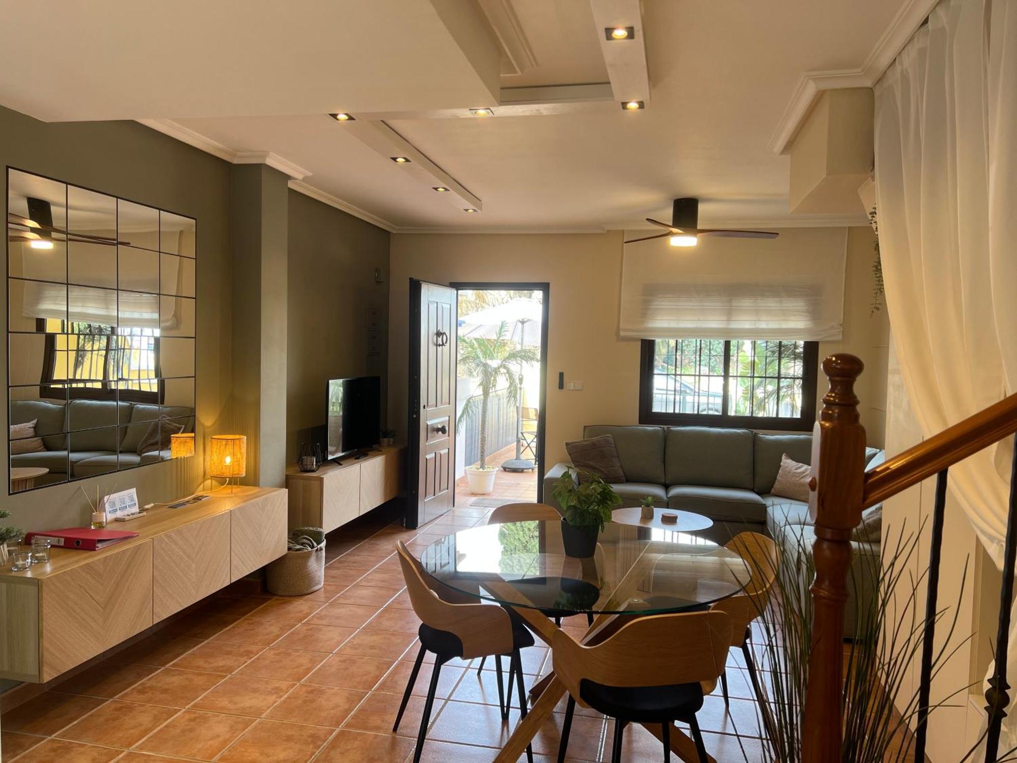 Casa Rodasa - 2 Bedrooms, Roof Terrace, Airco, Front-Terrace, Back-Patio, Communal Pool, Etc Luaran gambar